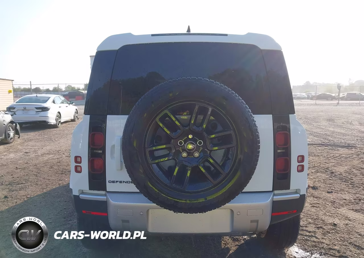 2025 Land Rover Defender 110 P300 VIN:SALEJ7EX3S2384342 - 16