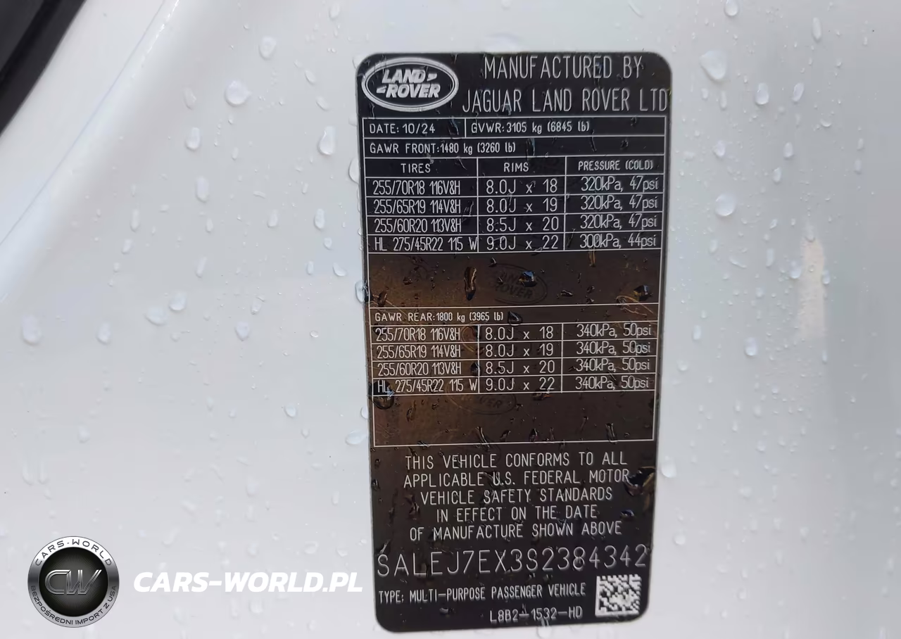 2025 Land Rover Defender 110 P300 VIN:SALEJ7EX3S2384342 - 9