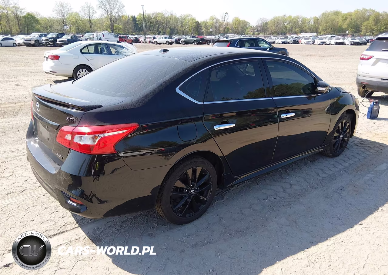 2018 Nissan Sentra Sr VIN:3N1AB7AP0JY253378 - 4