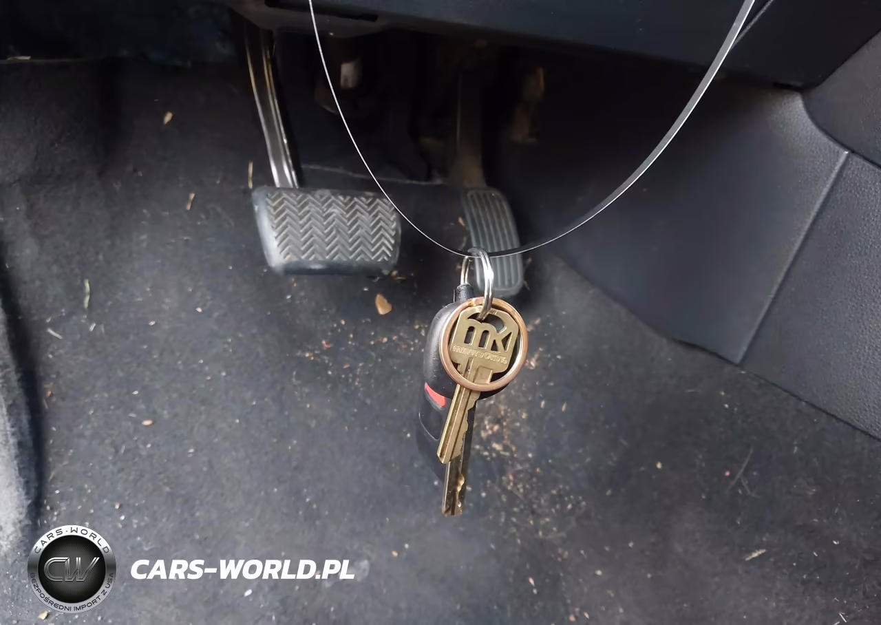 2020 Toyota Corolla Le VIN:5YFEPRAE6LP069110 - 11