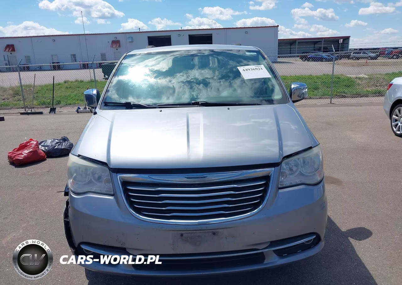 2014 Chrysler Town & Country Touring-L VIN:2C4RC1CG3ER164336 - 12