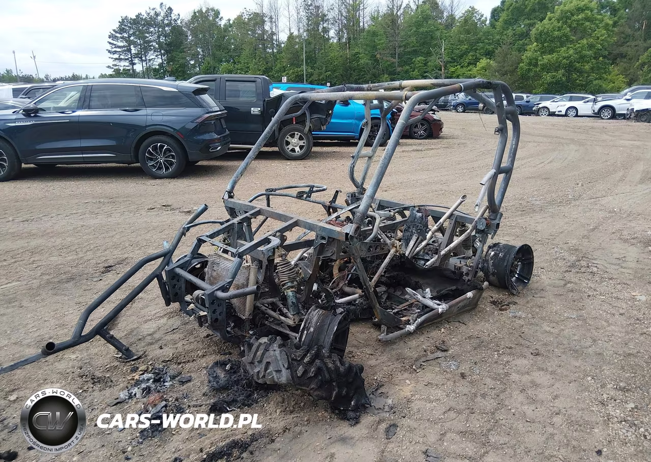 2012 Can-Am Commander 800R Xt VIN:3JBKKCN10CJ001192 - 2