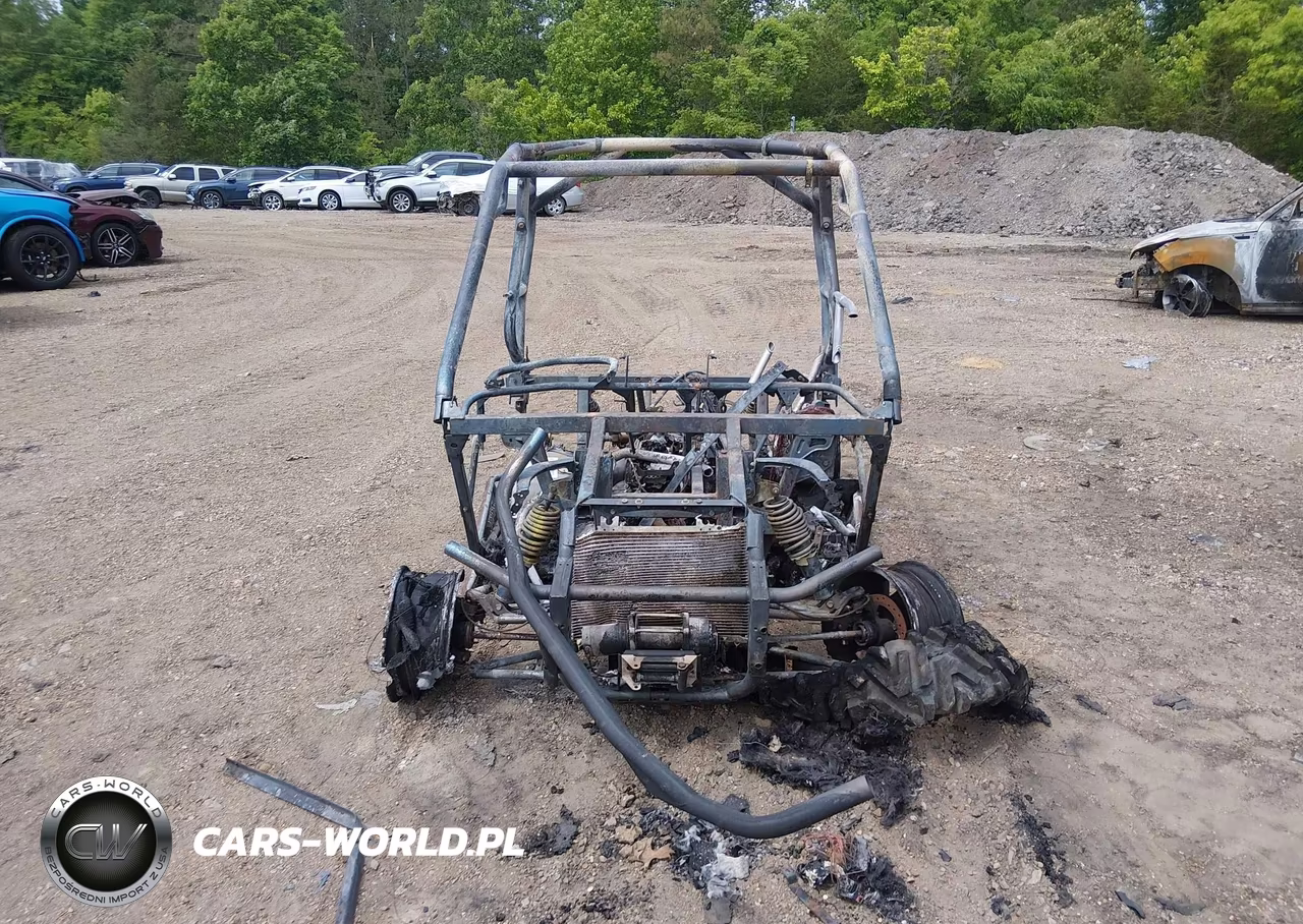 2012 Can-Am Commander 800R Xt VIN:3JBKKCN10CJ001192 - 5