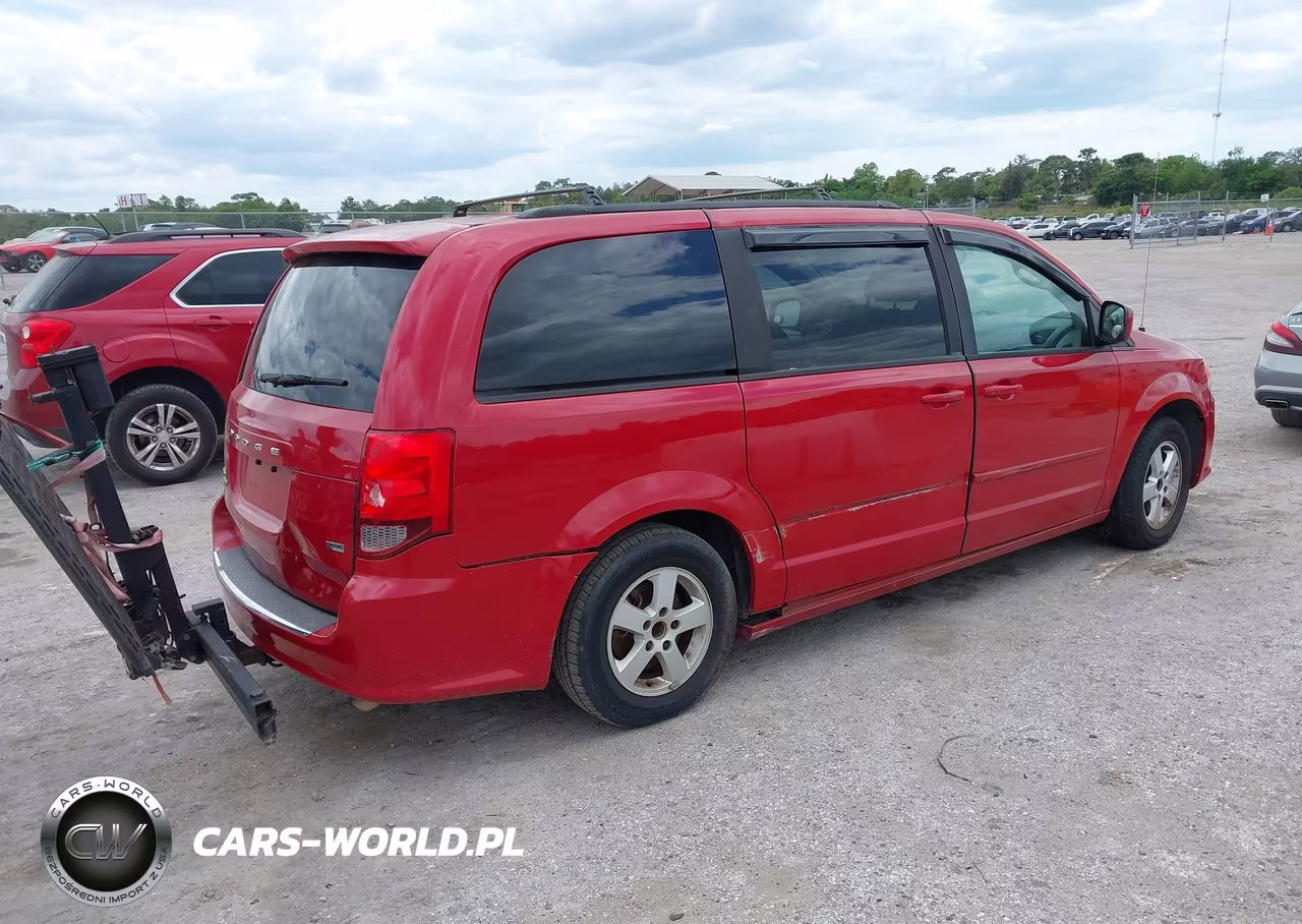 2013 Dodge Grand Caravan Sxt VIN:2C4RDGCG9DR611539 - 4