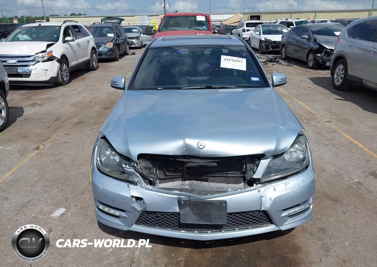 2014 Mercedes-Benz C 250 Sport VIN:WDDGF4HB9EG247984 - 12