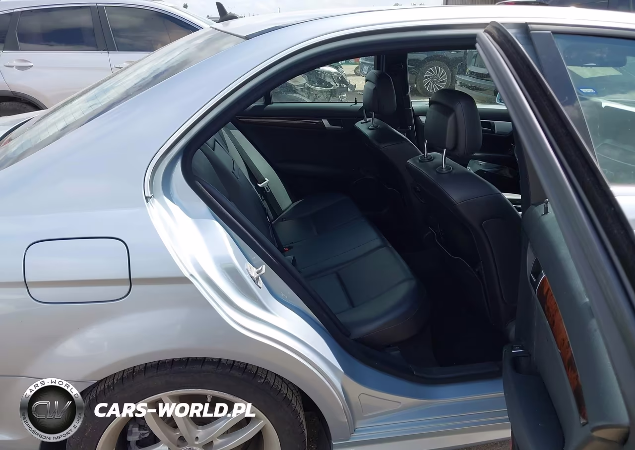 2014 Mercedes-Benz C 250 Sport VIN:WDDGF4HB9EG247984 - 8