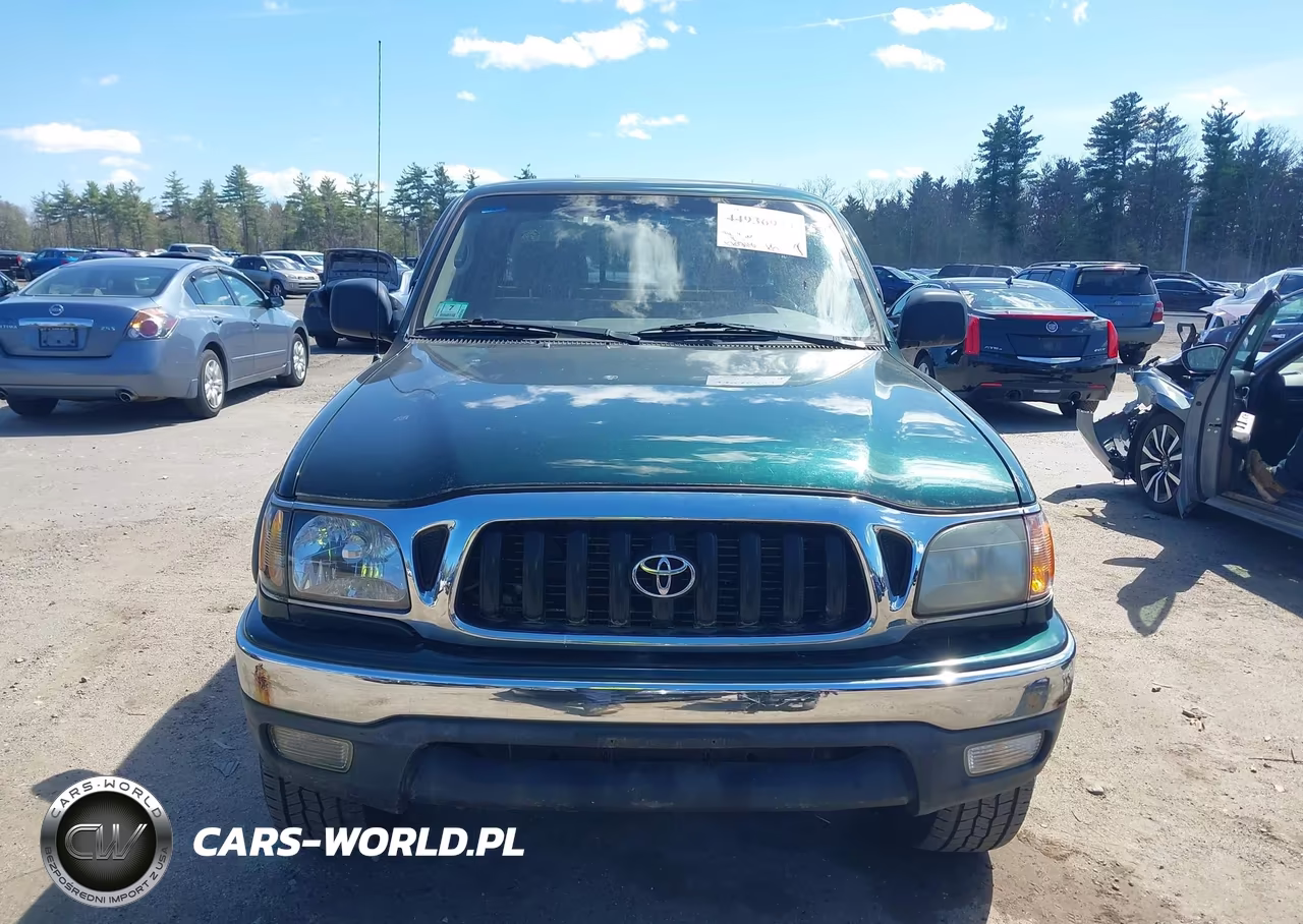 2002 Toyota Tacoma Base V6 VIN:5TEWN72NX2Z884352 - 12