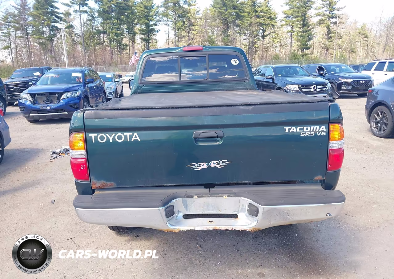 2002 Toyota Tacoma Base V6 VIN:5TEWN72NX2Z884352 - 16