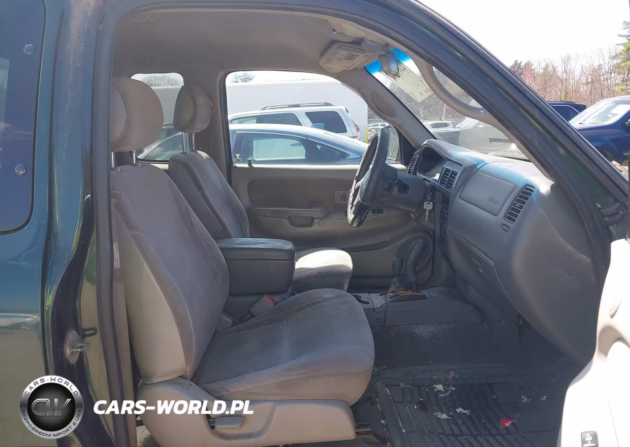 2002 Toyota Tacoma Base V6 VIN:5TEWN72NX2Z884352 - 5