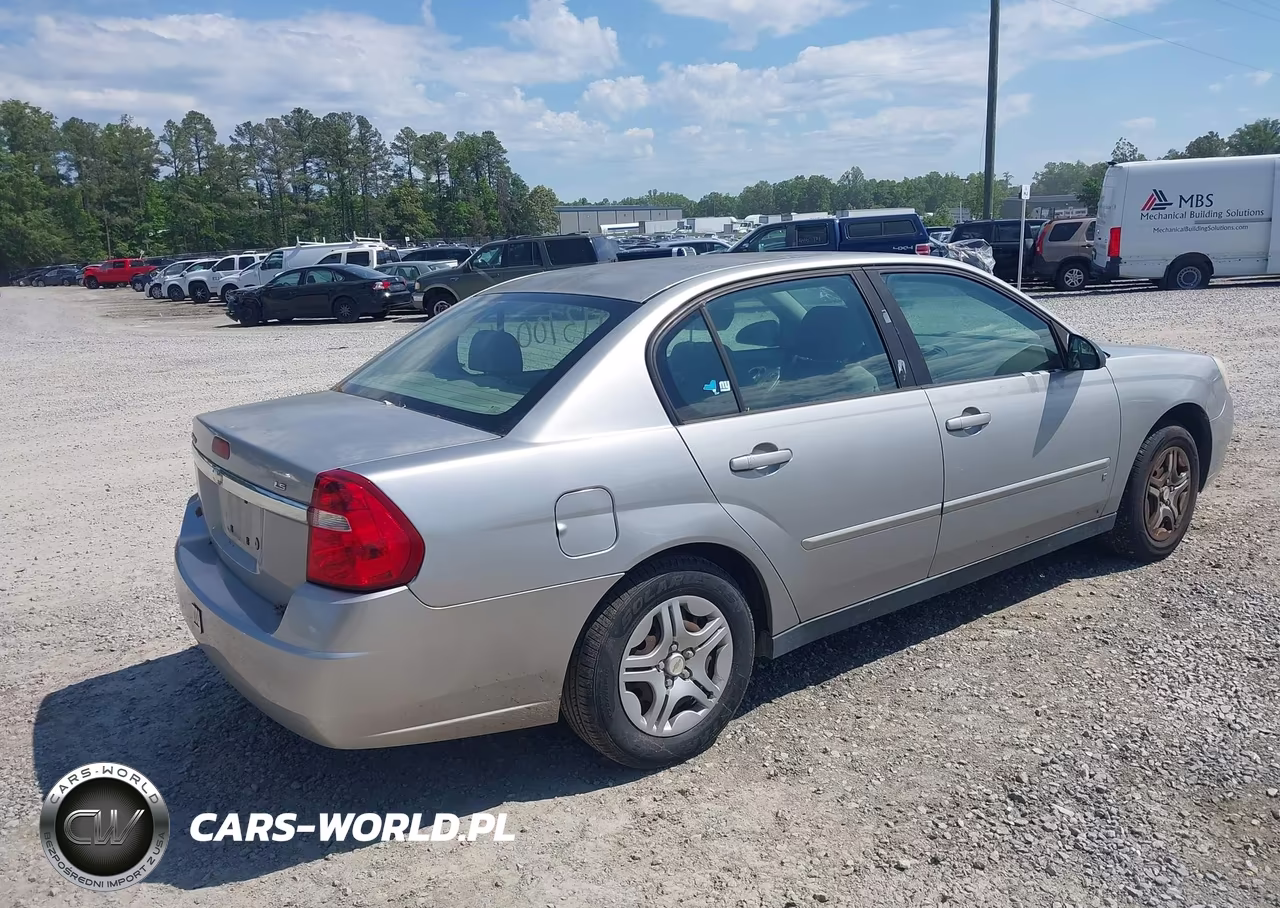 2007 Chevrolet Malibu Ls VIN:1G1ZS58F67F264945 - 4
