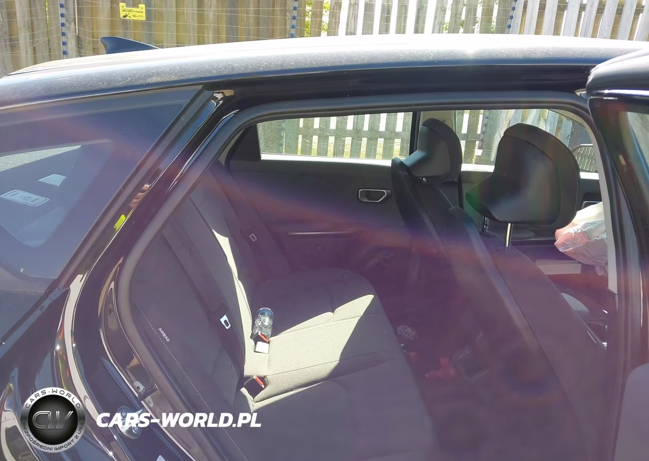2025 Kia K4 Lxs VIN:3KPFT4DE6SE222342 - 8