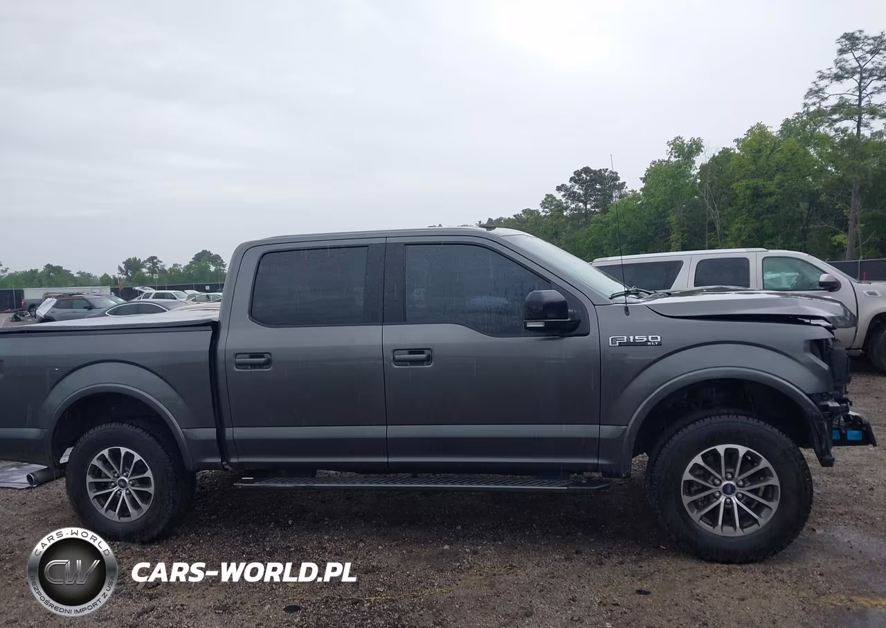 2018 Ford F-150 Xlt VIN:1FTEW1CP3JFB20022 - 13