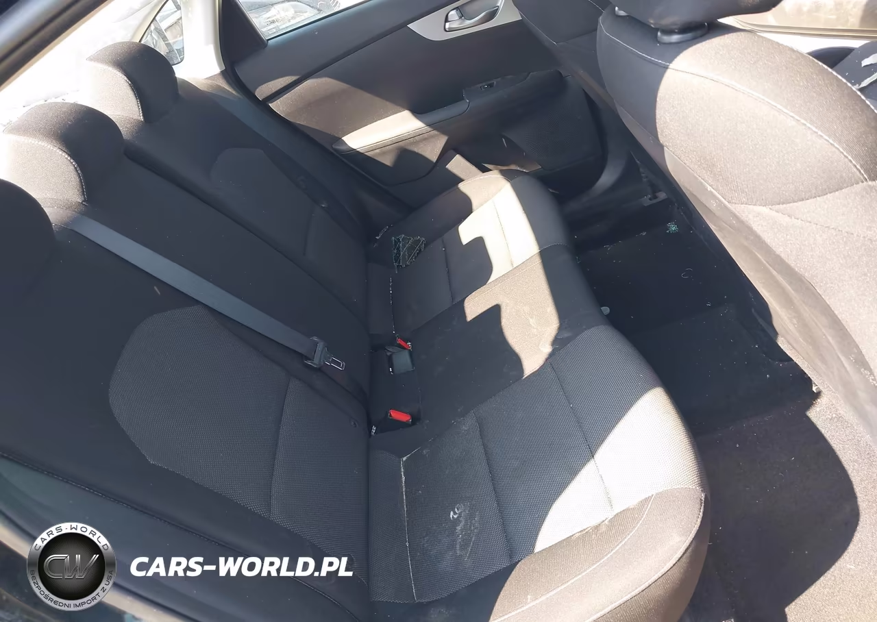 2024 Kia Forte Lxs VIN:3KPF24AD1RE811758 - 8