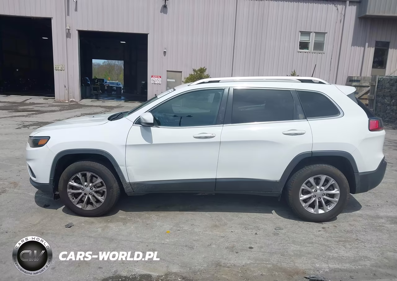 2019 Jeep Cherokee Latitude 4X4 VIN:1C4PJMCB7KD260648 - 14