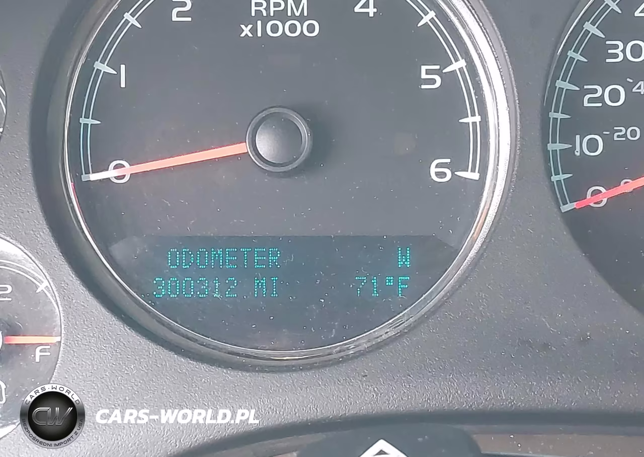 2014 Chevrolet Suburban 1500 Lt VIN:1GNSCJE07ER128910 - 16