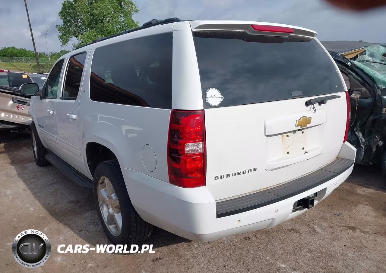 2014 Chevrolet Suburban 1500 Lt VIN:1GNSCJE07ER128910 - 3