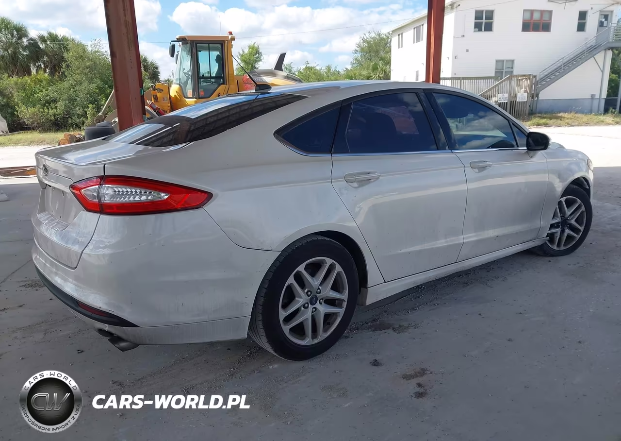 2014 Ford Fusion Se VIN:3FA6P0HD6ER220687 - 4