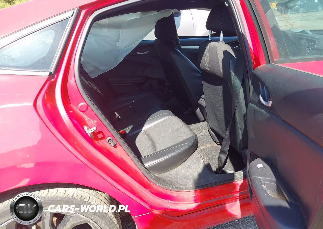 2019 Honda Civic Sport VIN:2HGFC2F86KH592143 - 8