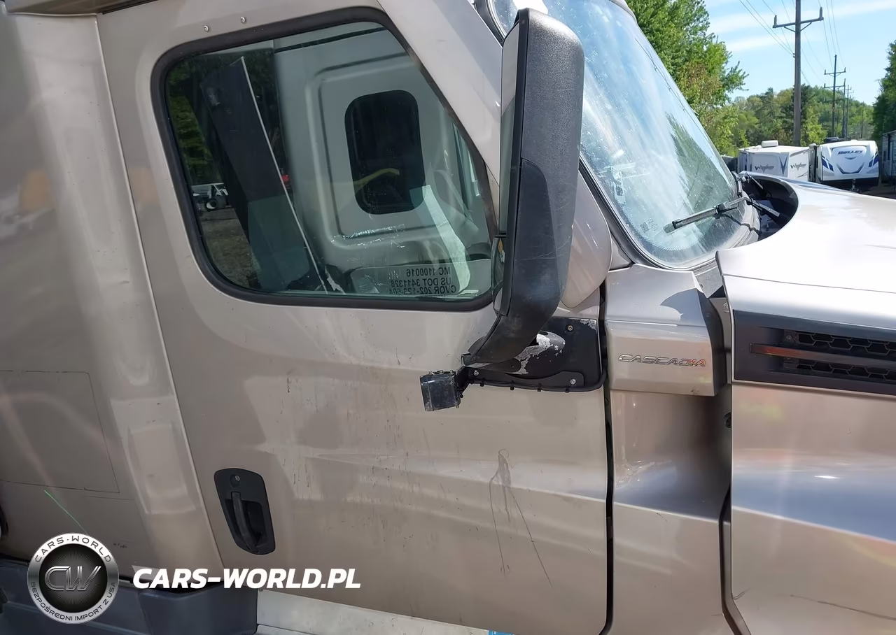 2021 Freightliner New Cascadia 126 VIN:3AKJHHDR5MSMF3659 - 13