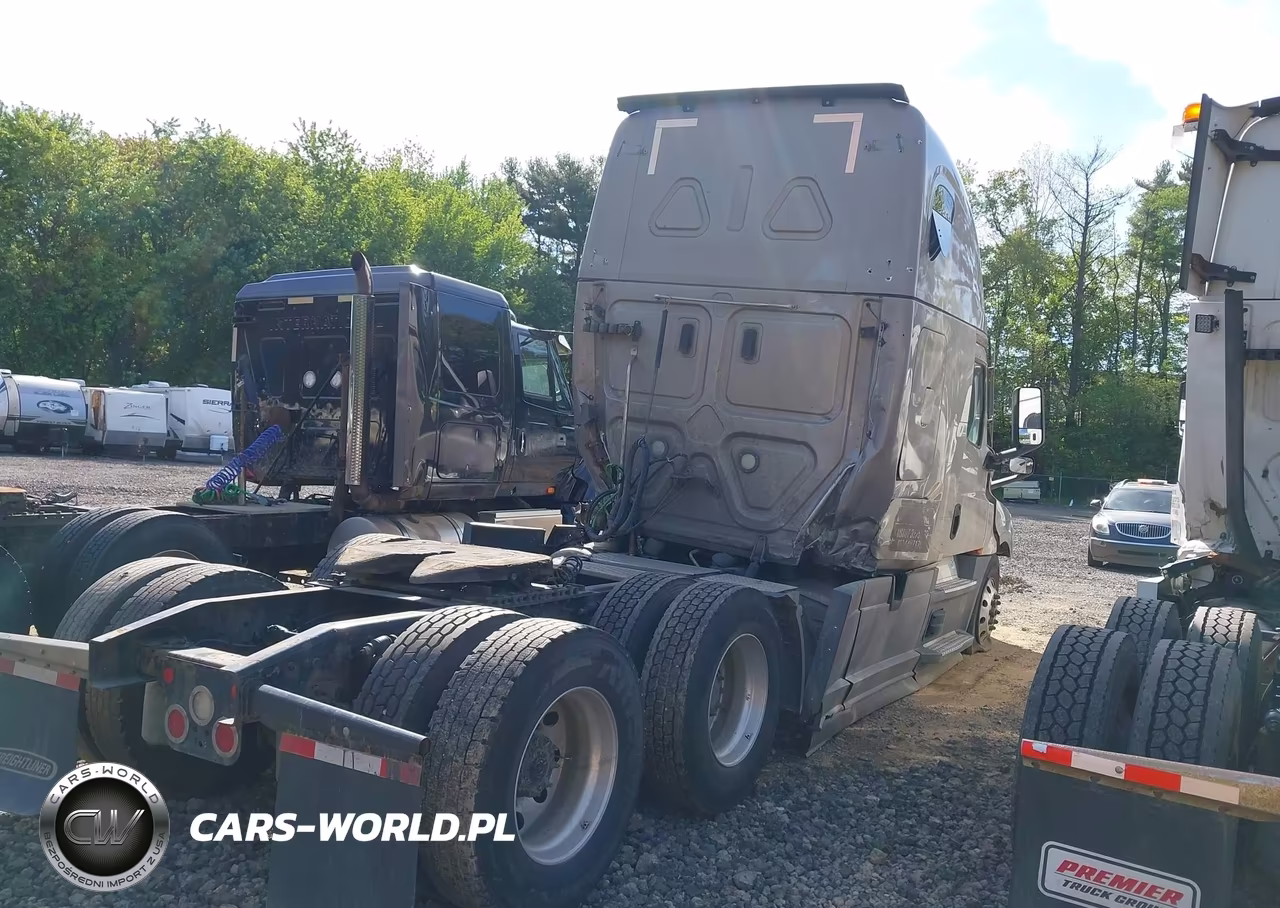 2021 Freightliner New Cascadia 126 VIN:3AKJHHDR5MSMF3659 - 4