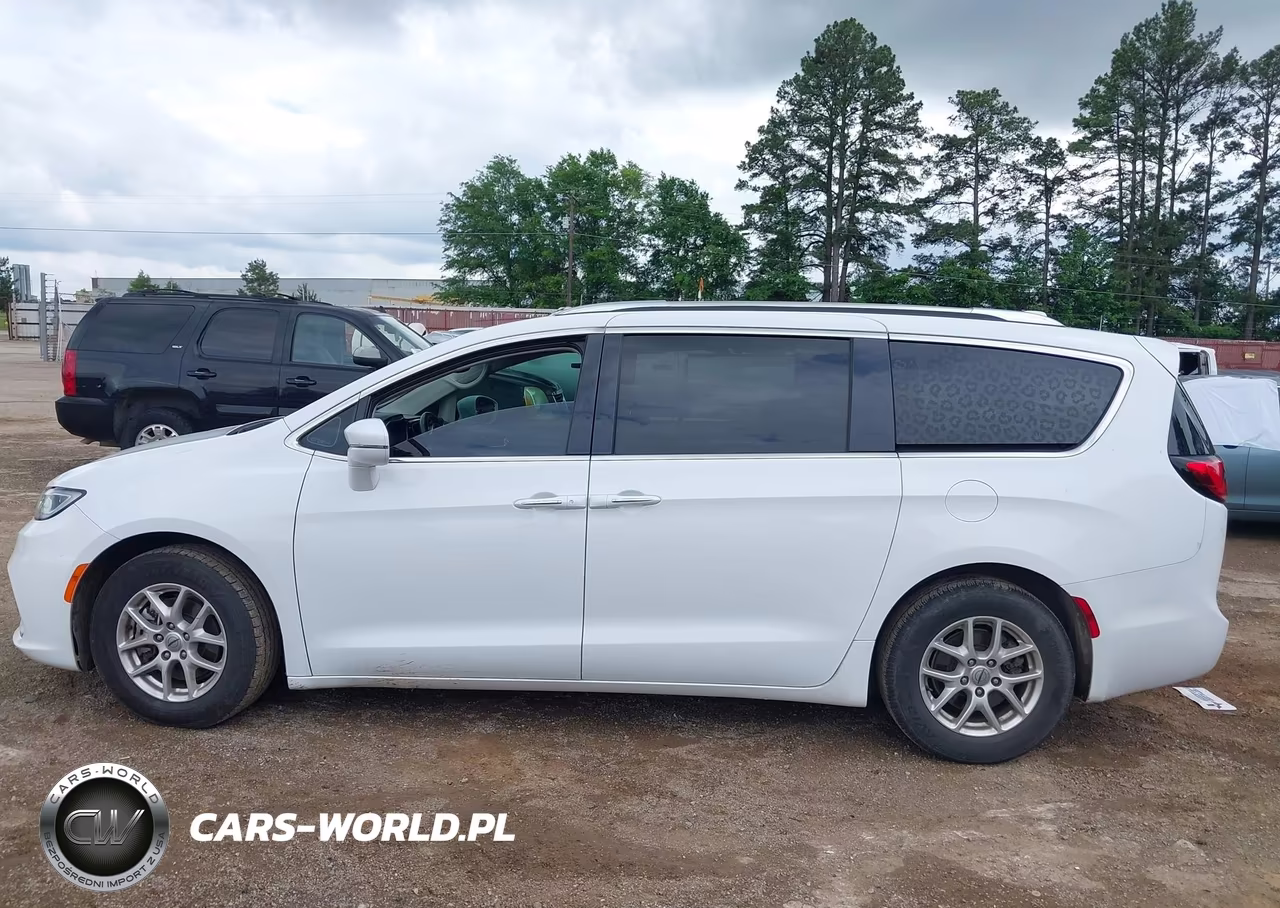 2021 Chrysler Pacifica Touring L VIN:2C4RC1BG4MR600675 - 14