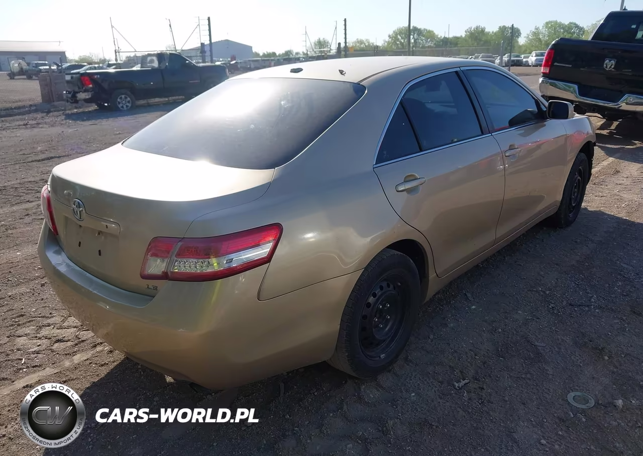 2010 Toyota Camry Le VIN:4T1BF3EK2AU074982 - 4