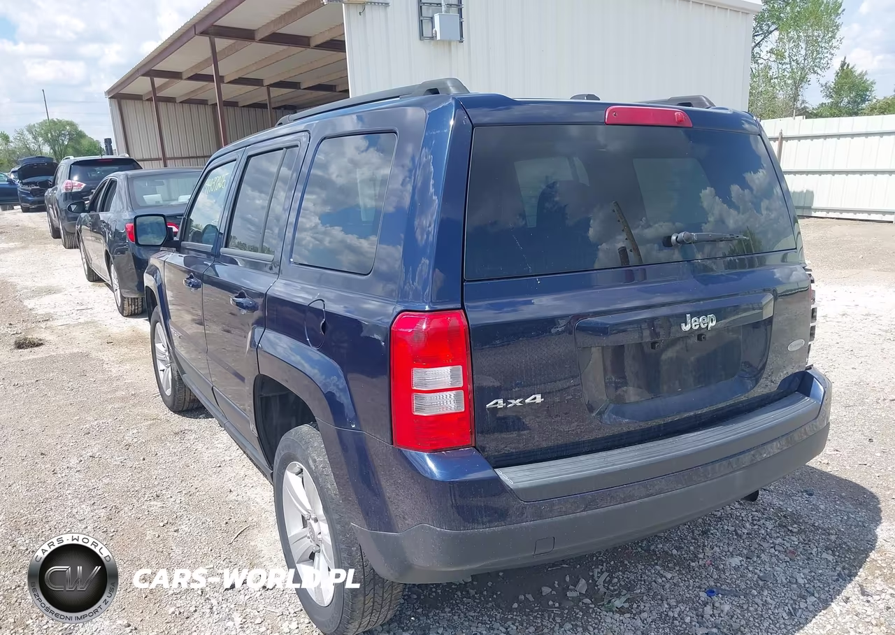 2014 Jeep Patriot Latitude VIN:1C4NJRFBXED688735 - 3