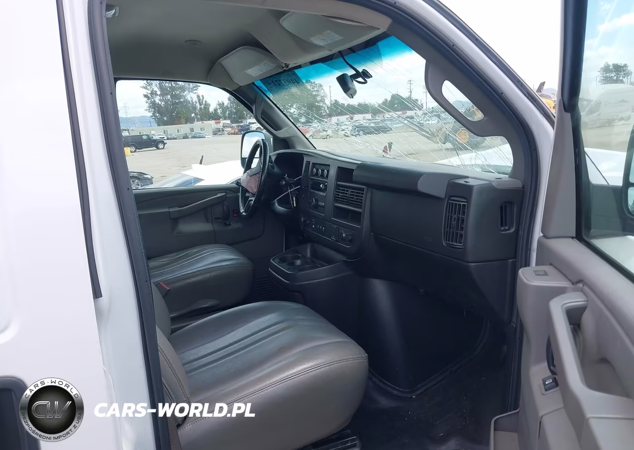 2021 Chevrolet Express Cargo Rwd 3500 Regular Wheelbase Wt VIN:1GCZGGFP0M1304705 - 5