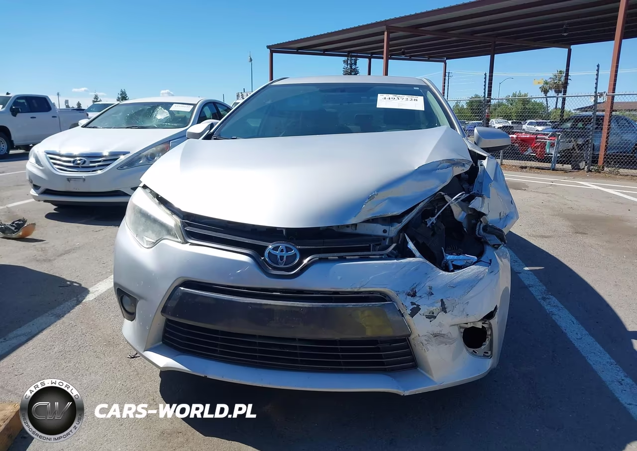 2016 Toyota Corolla Le Plus VIN:5YFBURHE9GP523616 - 12