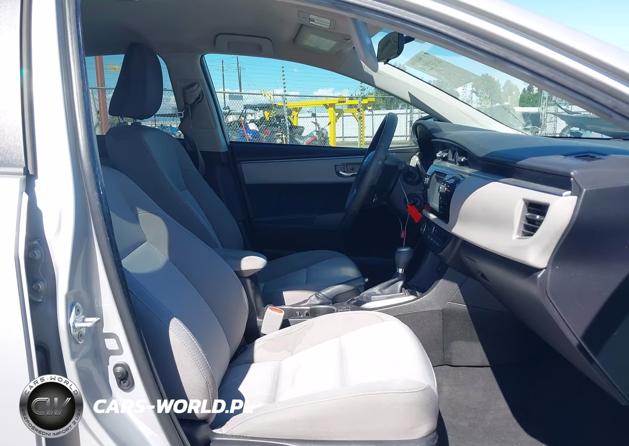 2016 Toyota Corolla Le Plus VIN:5YFBURHE9GP523616 - 5