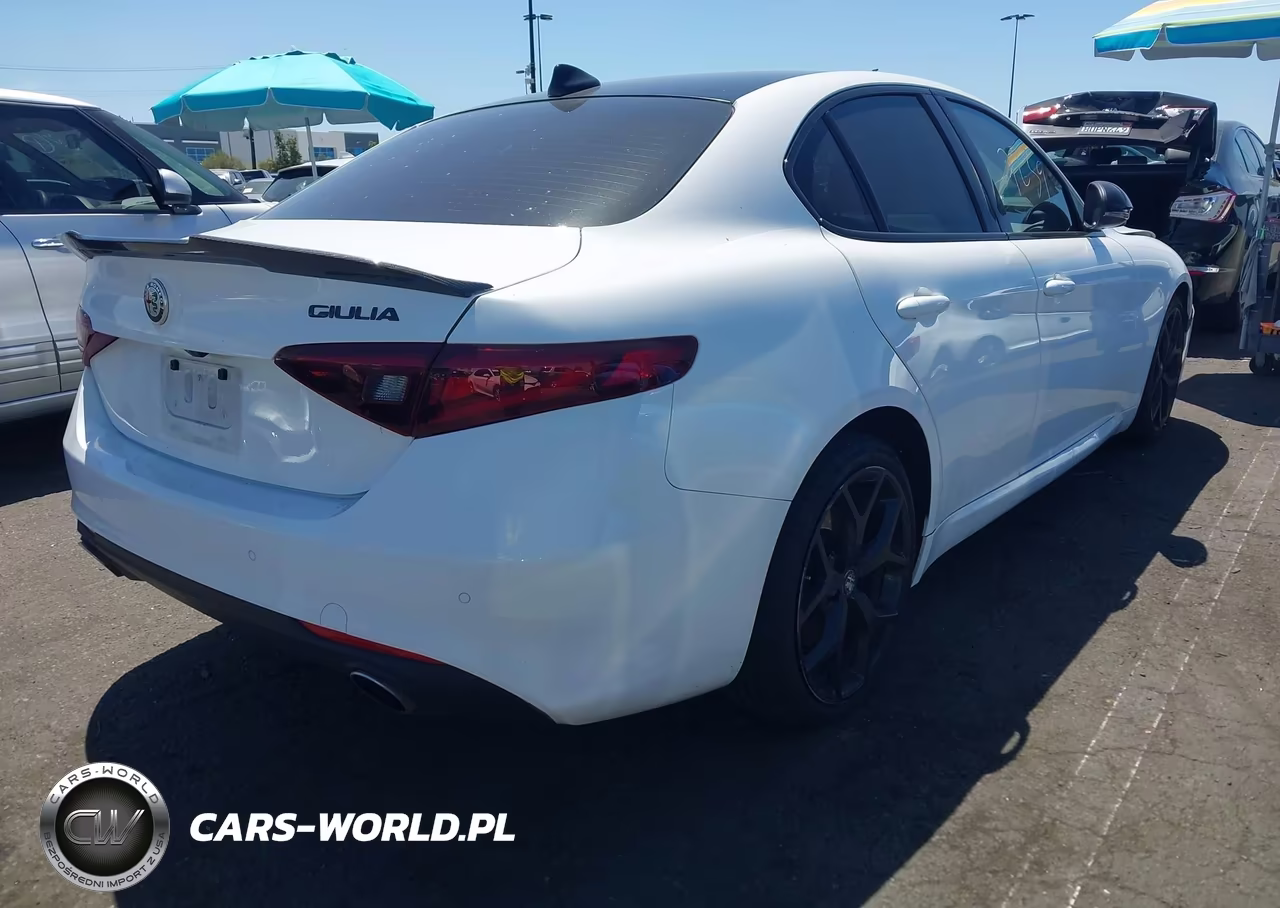2021 Alfa Romeo Giulia Ti Rwd VIN:ZARFAMBNXM7649833 - 4