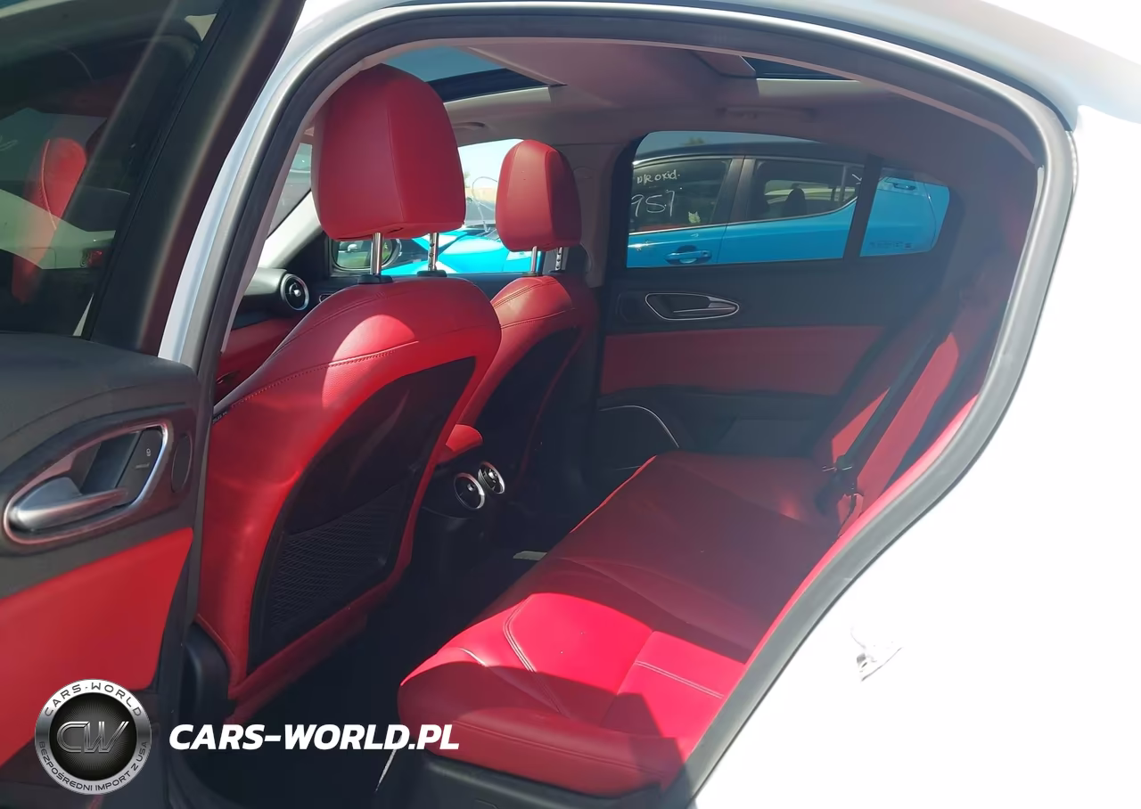 2021 Alfa Romeo Giulia Ti Rwd VIN:ZARFAMBNXM7649833 - 8