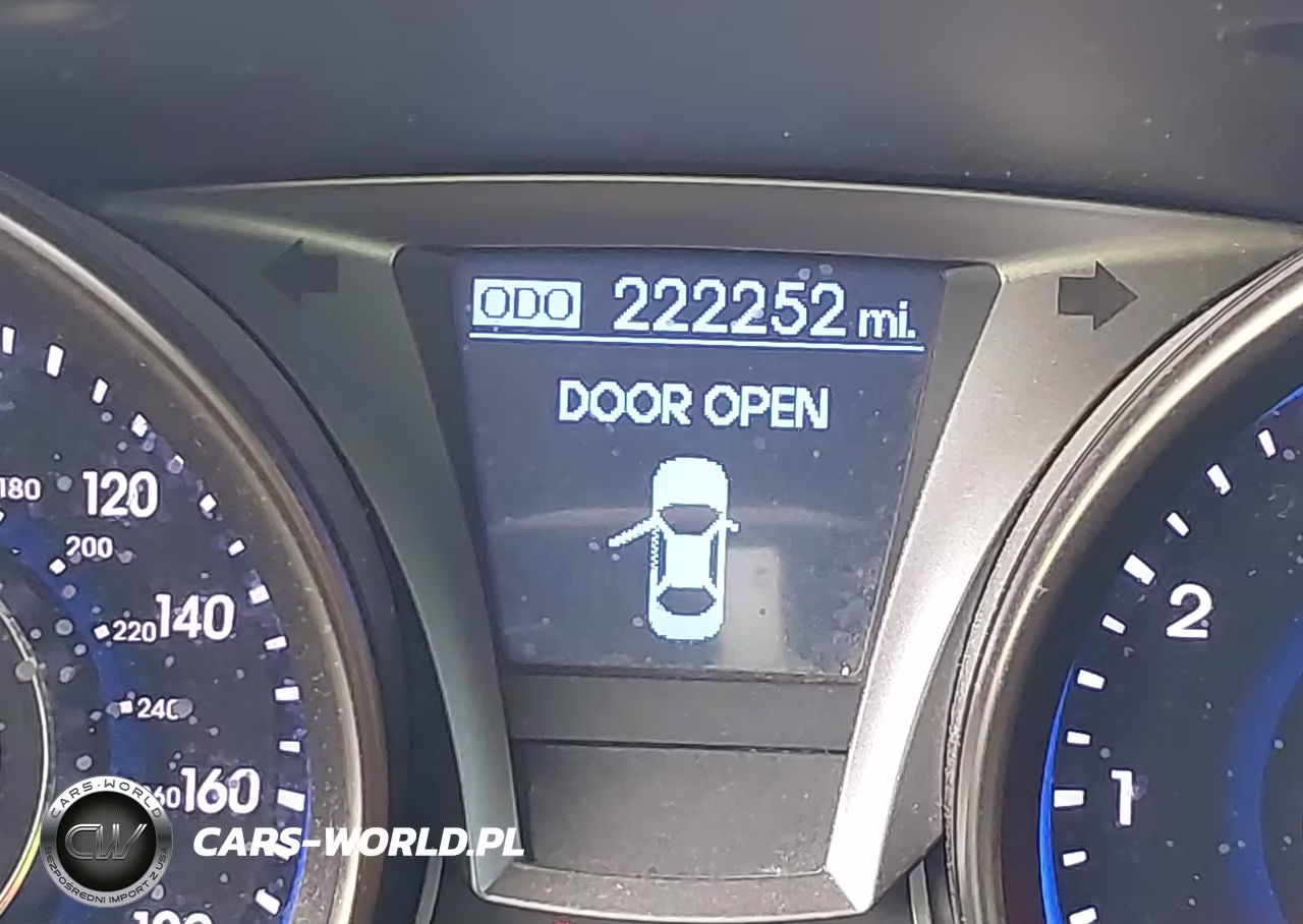 2016 Hyundai Genesis 3.8 Base VIN:KMHHT6KJ1GU133612 - 15