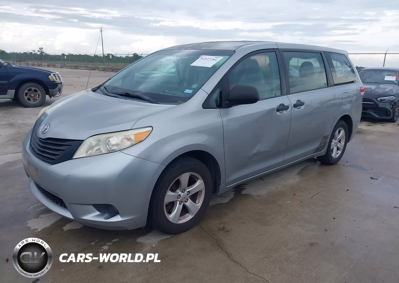 2011 Toyota Sienna VIN:5TDKA3DC8BS006785 - 2