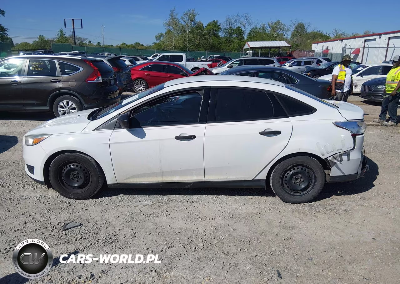 2015 Ford Focus S VIN:1FADP3E28FL217947 - 14