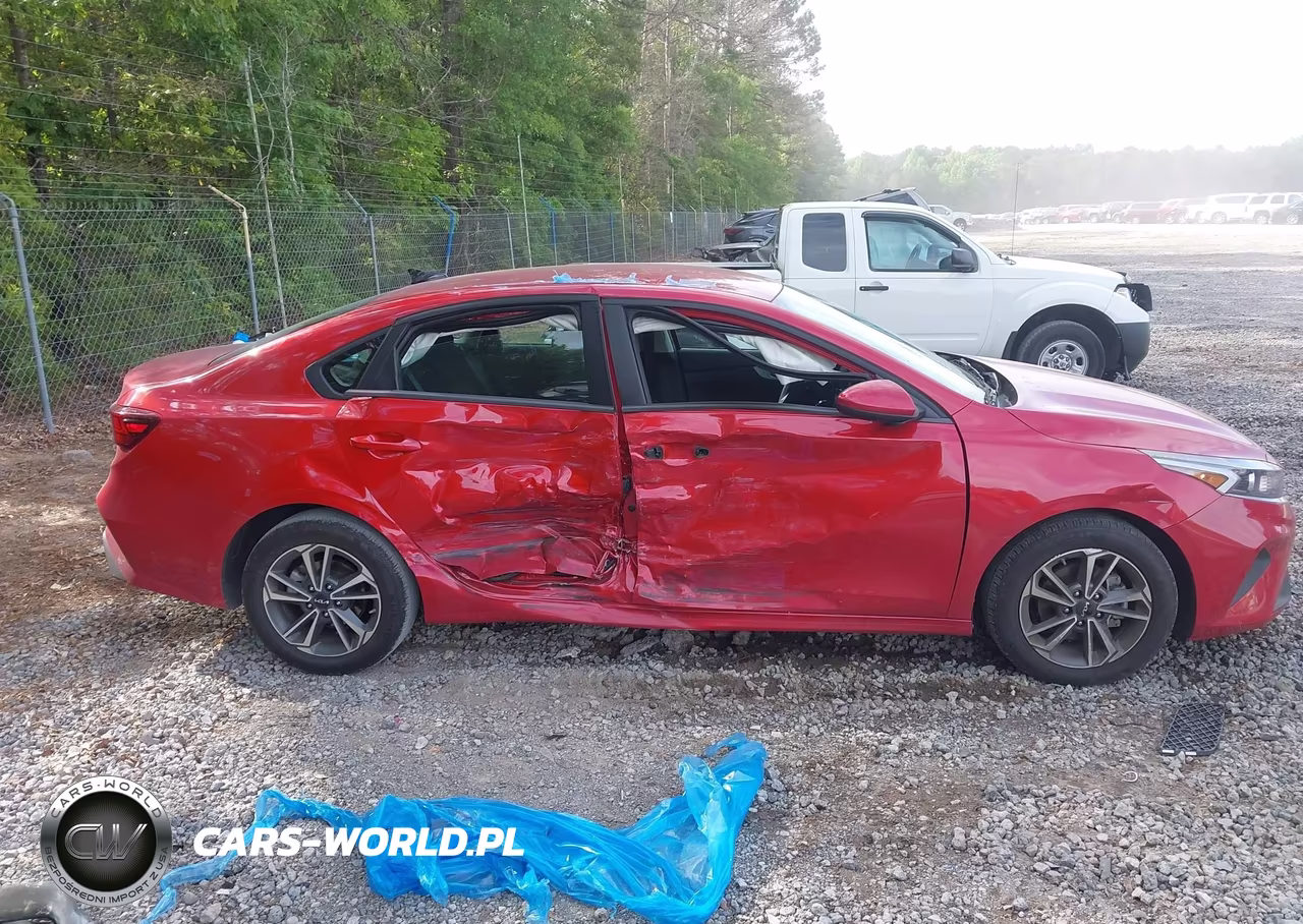2024 Kia Forte Lxs VIN:3KPF24ADXRE750958 - 13