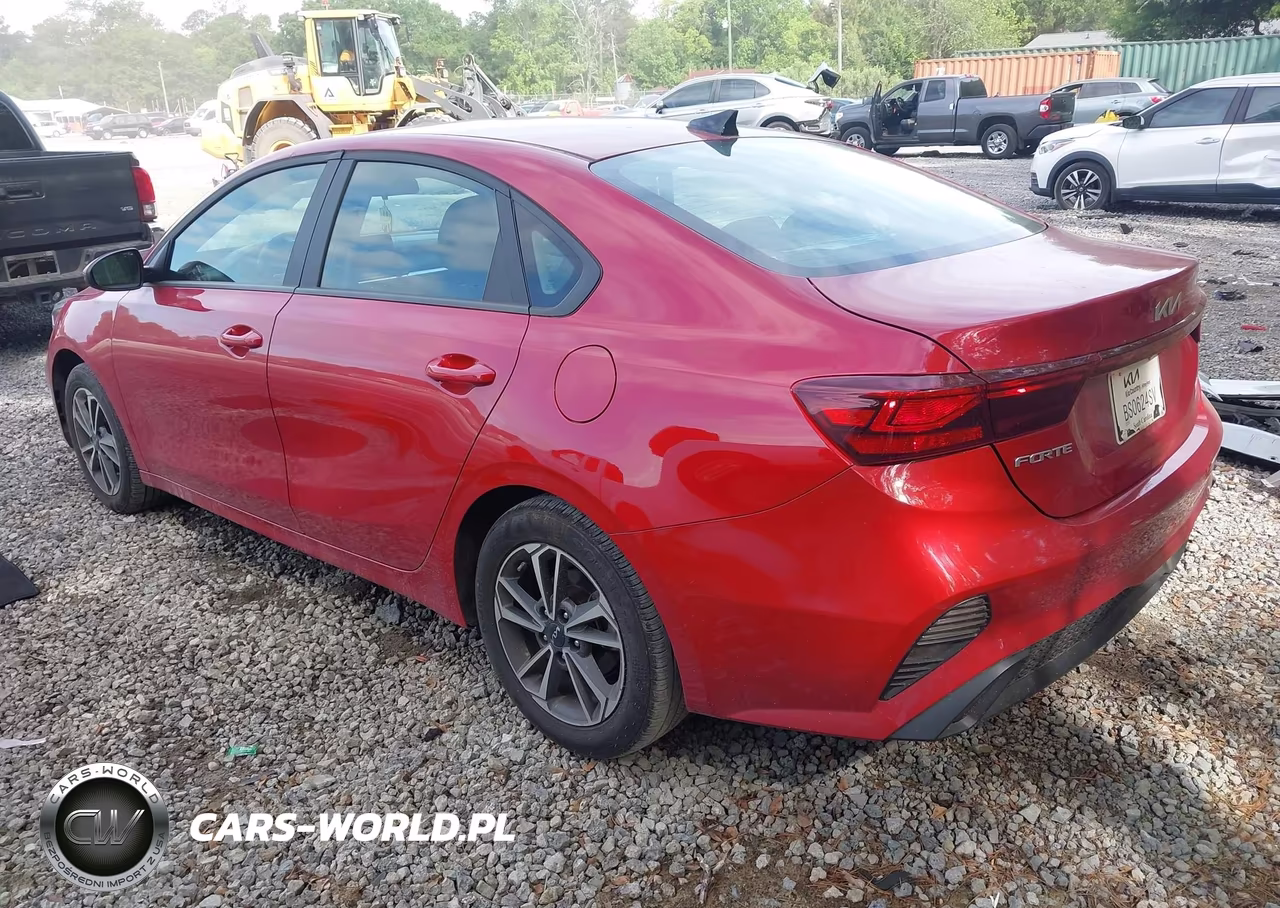 2024 Kia Forte Lxs VIN:3KPF24ADXRE750958 - 3