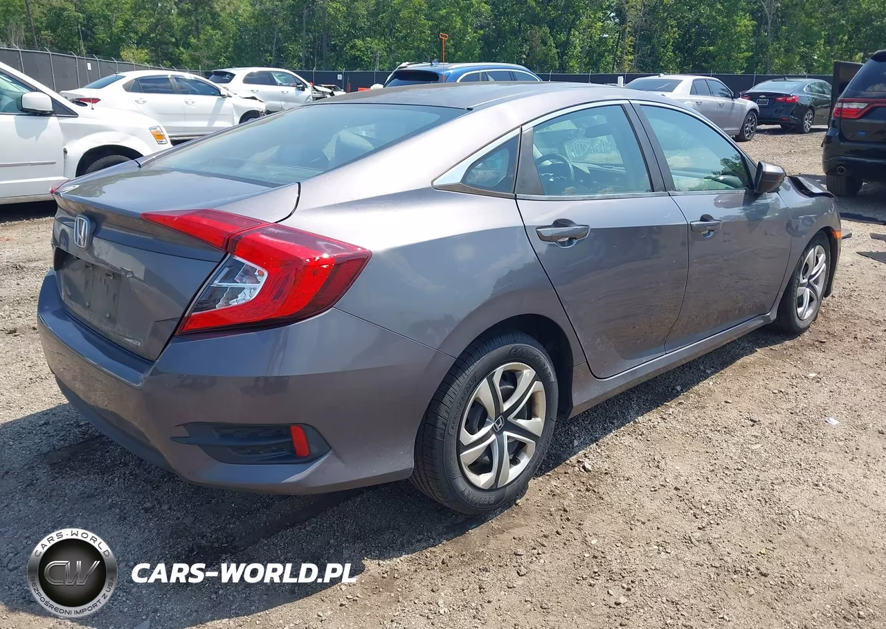 2018 Honda Civic Lx VIN:2HGFC2F55JH560191 - 4