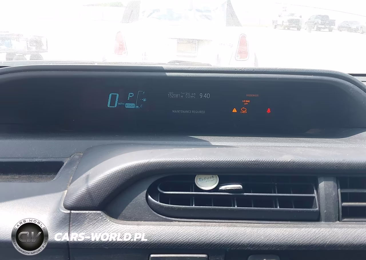 2014 Toyota Prius C Two VIN:JTDKDTB37E1064270 - 7