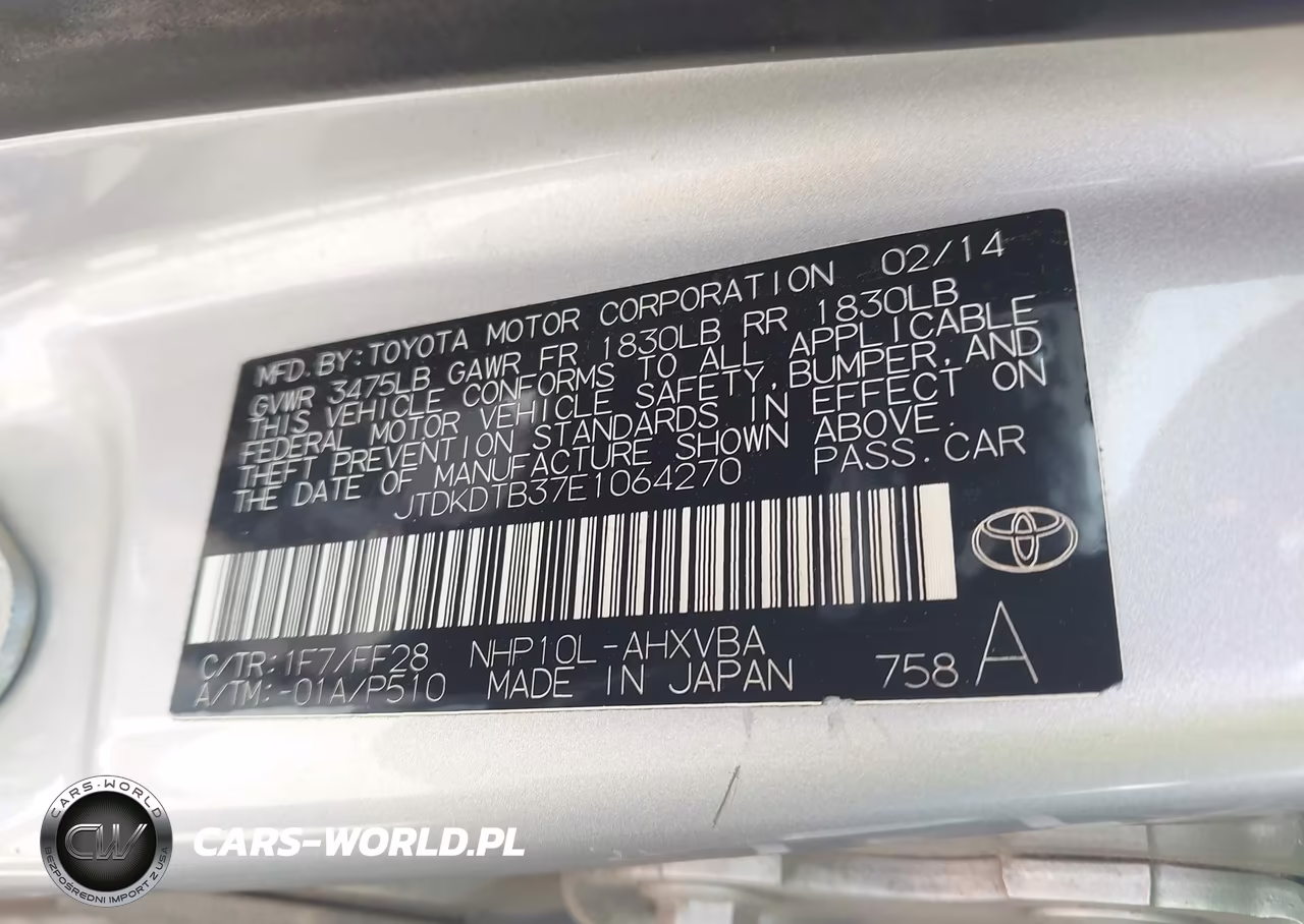 2014 Toyota Prius C Two VIN:JTDKDTB37E1064270 - 9