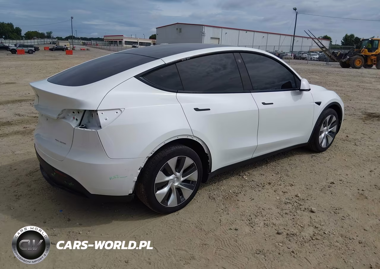 2021 Tesla Model Y Long Range Dual Motor All-Wheel Drive VIN:5YJYGDEE9MF204846 - 4