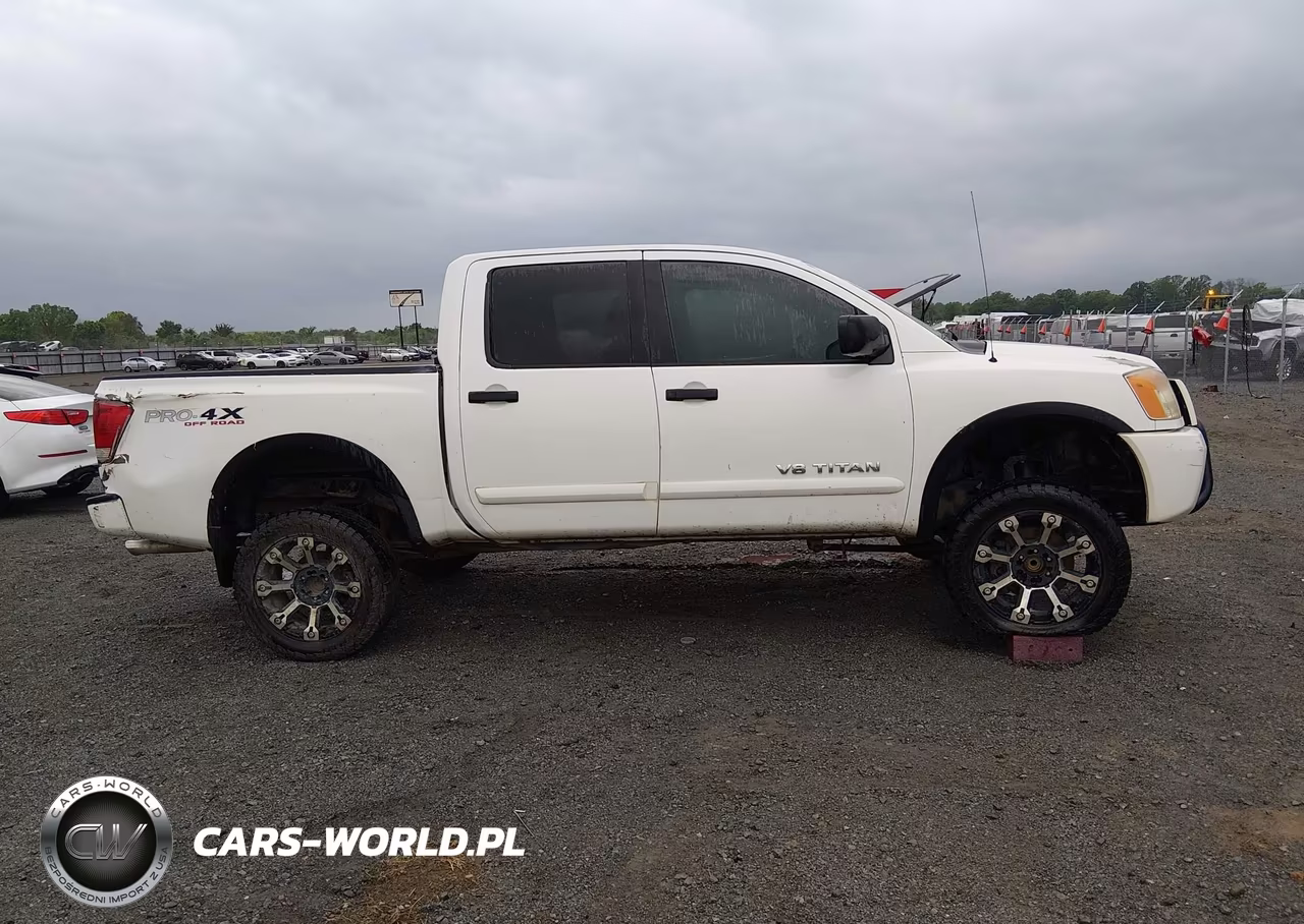 2011 Nissan Titan Pro-4X VIN:1N6BA0EC6BN323805 - 14