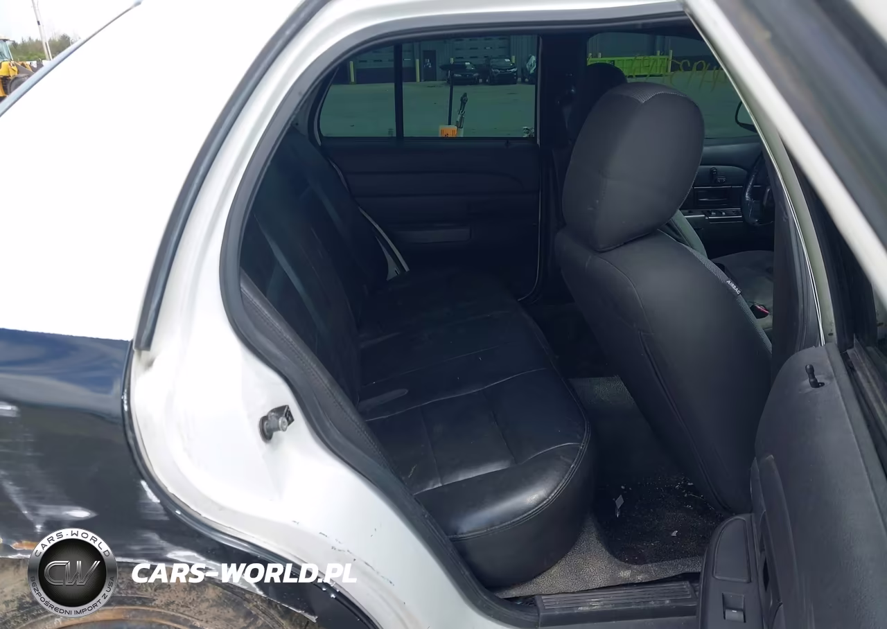 2011 Ford Crown Victoria Police Interceptor VIN:2FABP7BV2BX108605 - 8