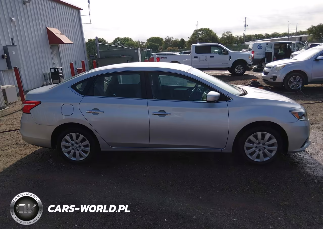 2018 Nissan Sentra S VIN:3N1AB7AP3JY329711 - 13