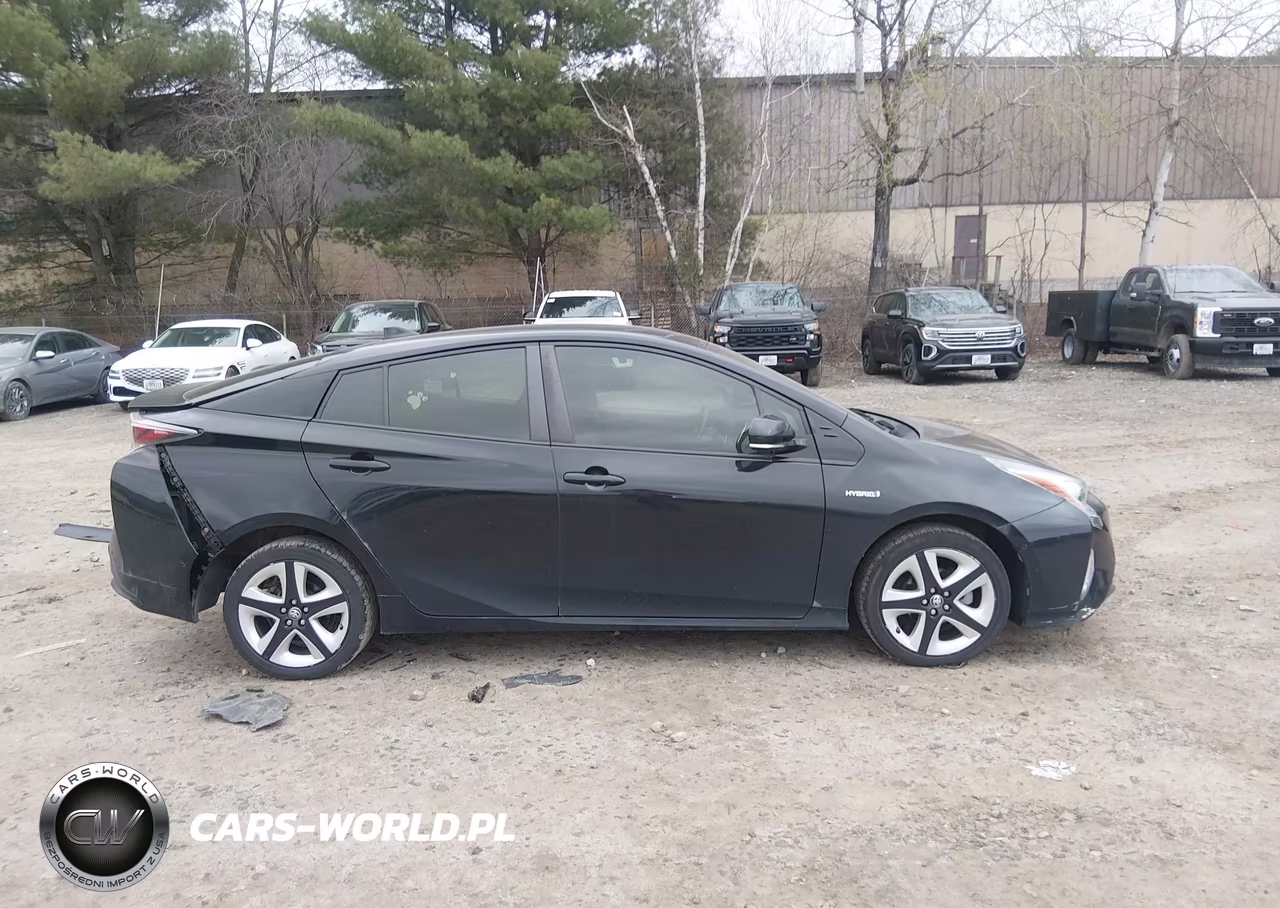2017 Toyota Prius Three Touring VIN:JTDKARFU9H3541014 - 14