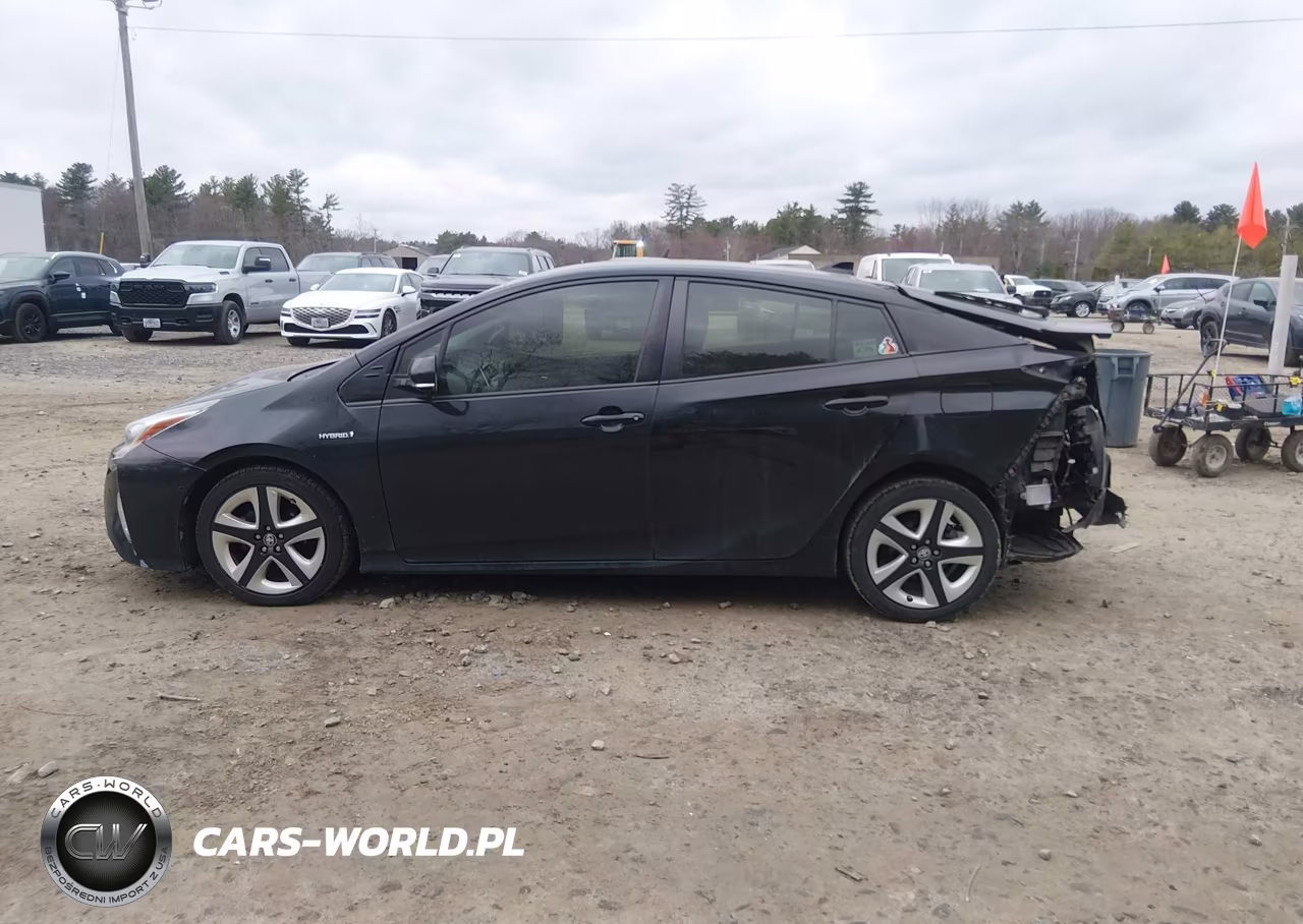 2017 Toyota Prius Three Touring VIN:JTDKARFU9H3541014 - 15
