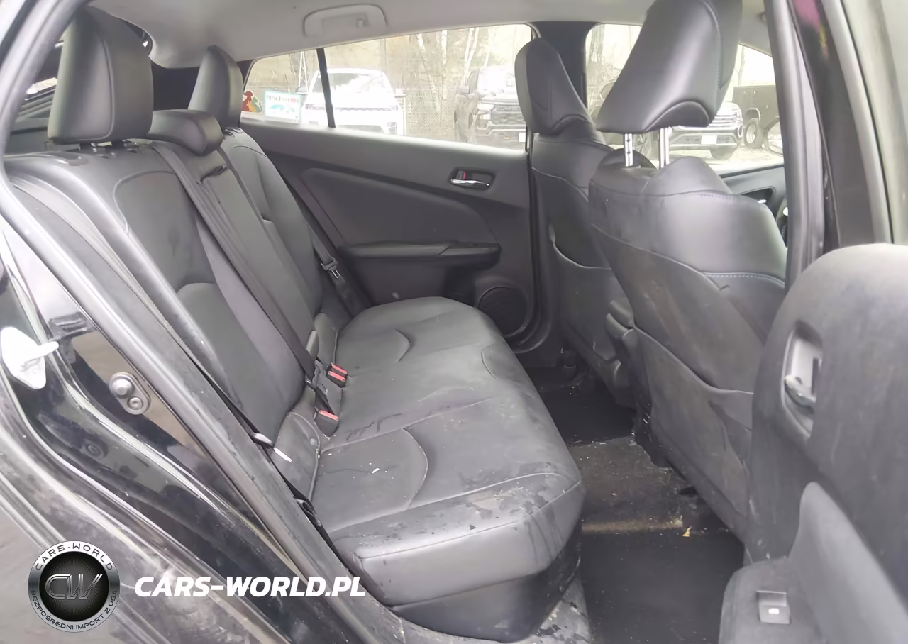 2017 Toyota Prius Three Touring VIN:JTDKARFU9H3541014 - 8
