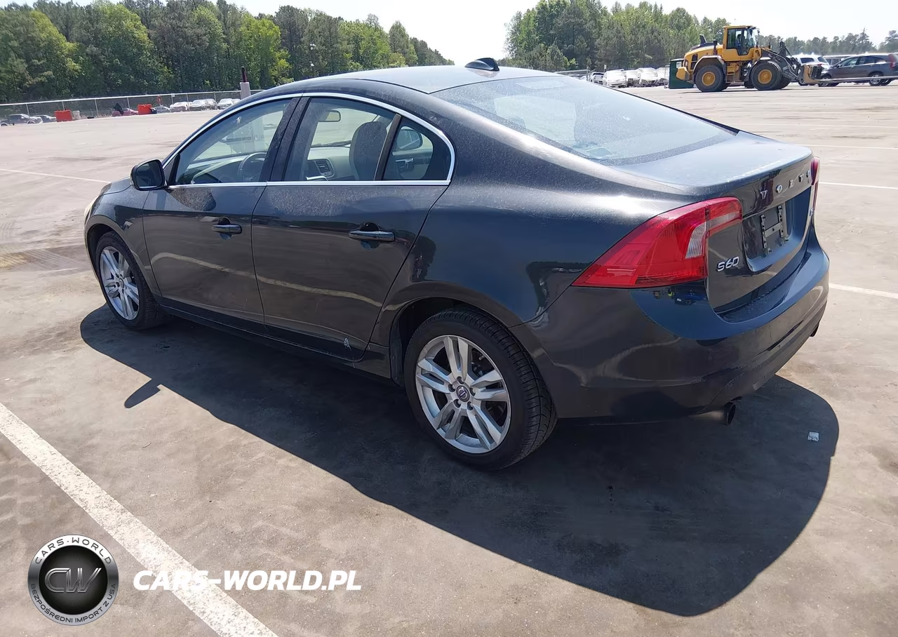 2013 Volvo S60 T5 VIN:YV1612FSXD1207274 - 3