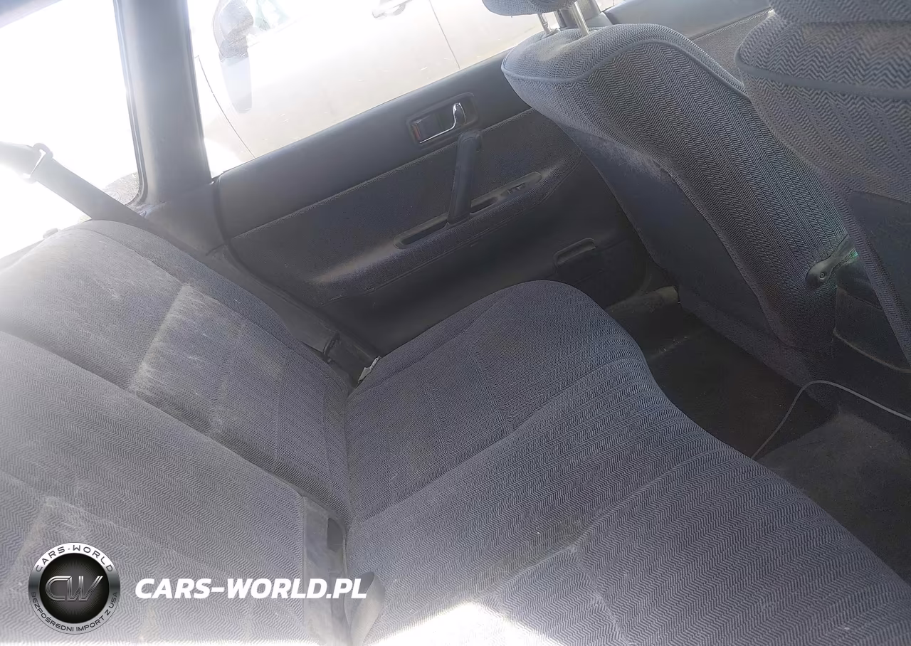 1992 Subaru Legacy L VIN:4S3BJ632XN6922804 - 8