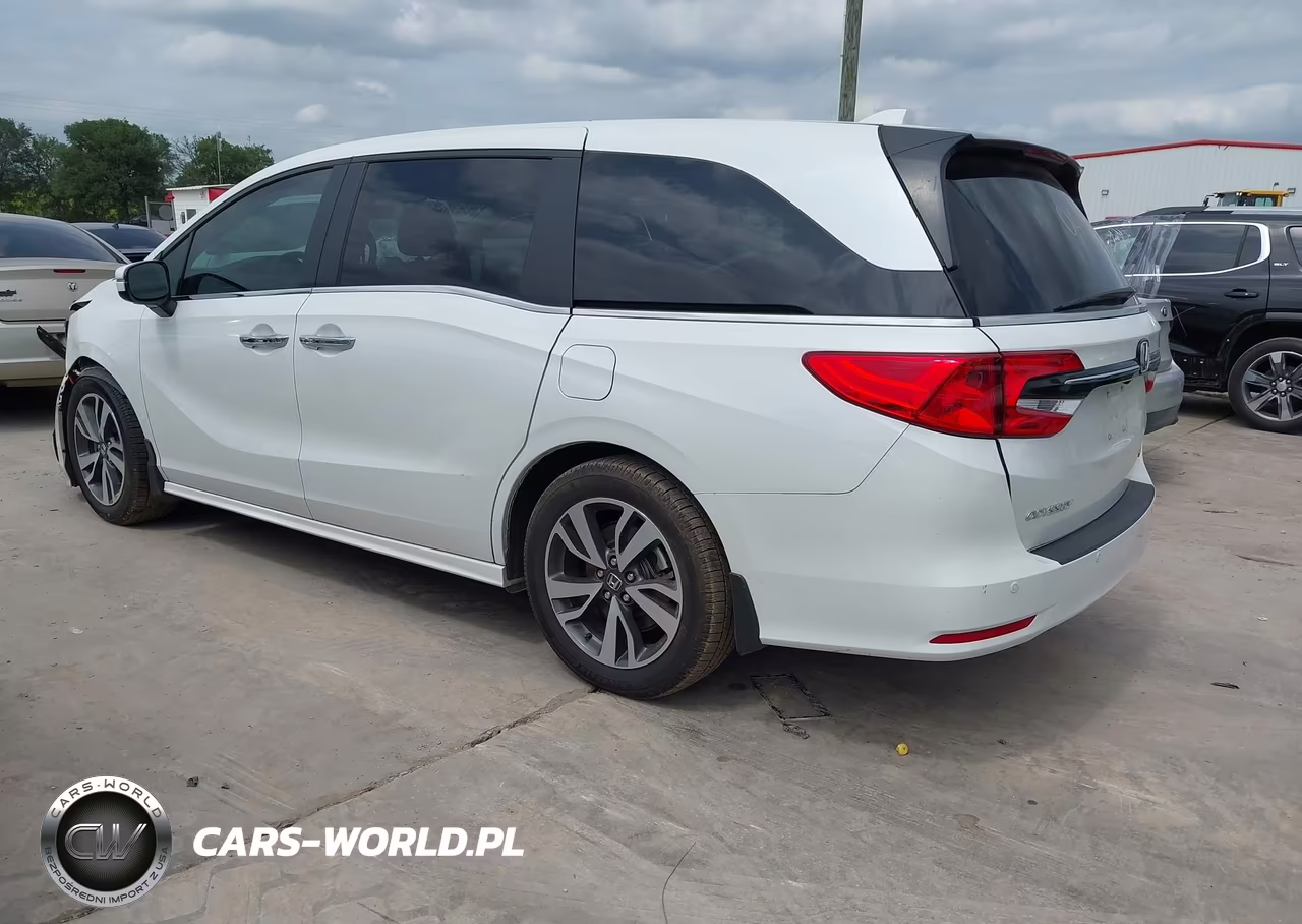 2022 Honda Odyssey Touring VIN:5FNRL6H85NB058867 - 3